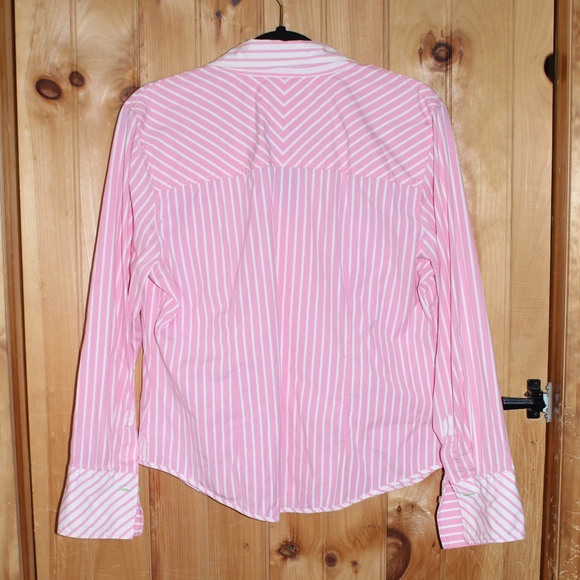 5/$25 🛍 Tommy Hilfiger Longsleeve Button Up - Picture 2 of 8